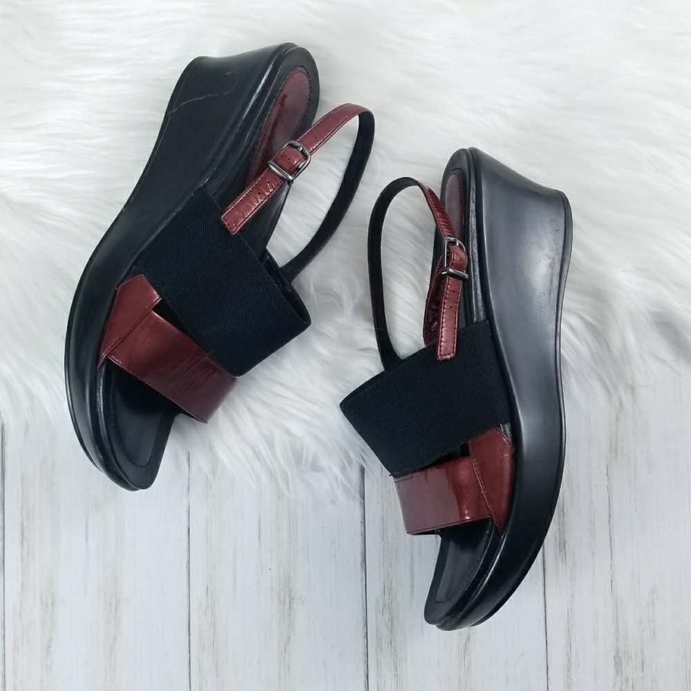 DANSKO Black & Red Wedge Sandals sz 39